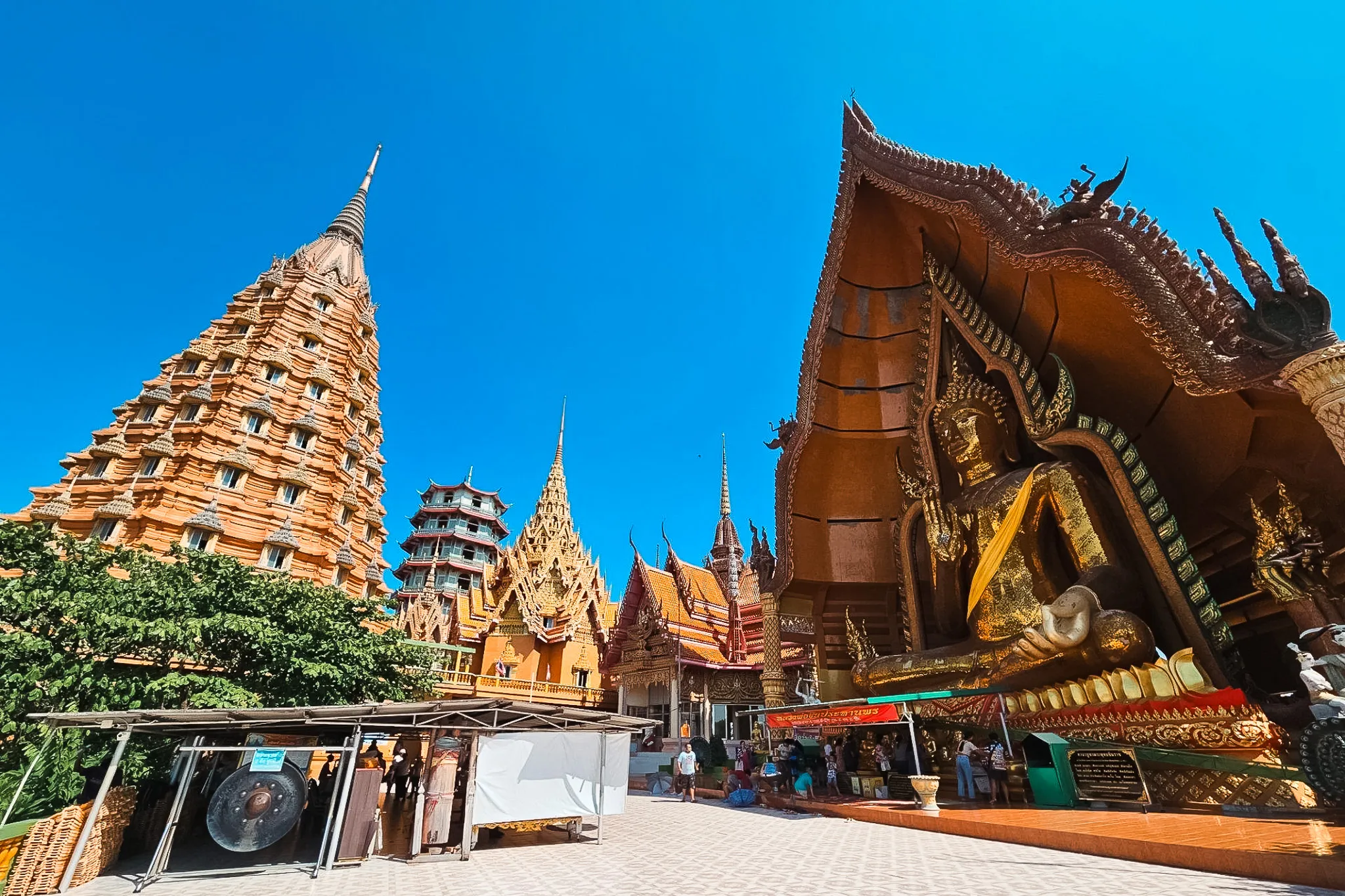 Wat Tham Suea