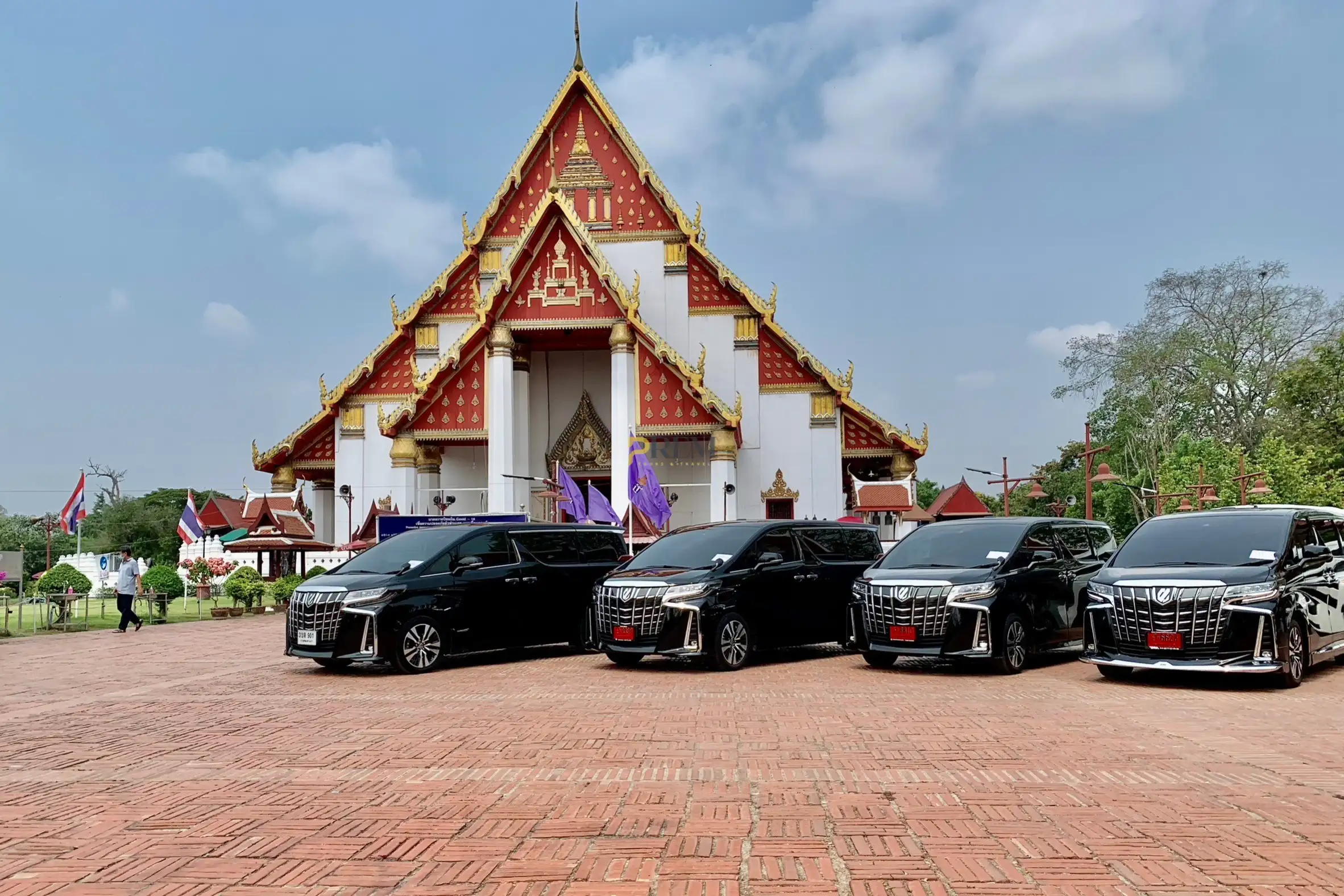 Toyota Alphard and Mercedes Benz E Class