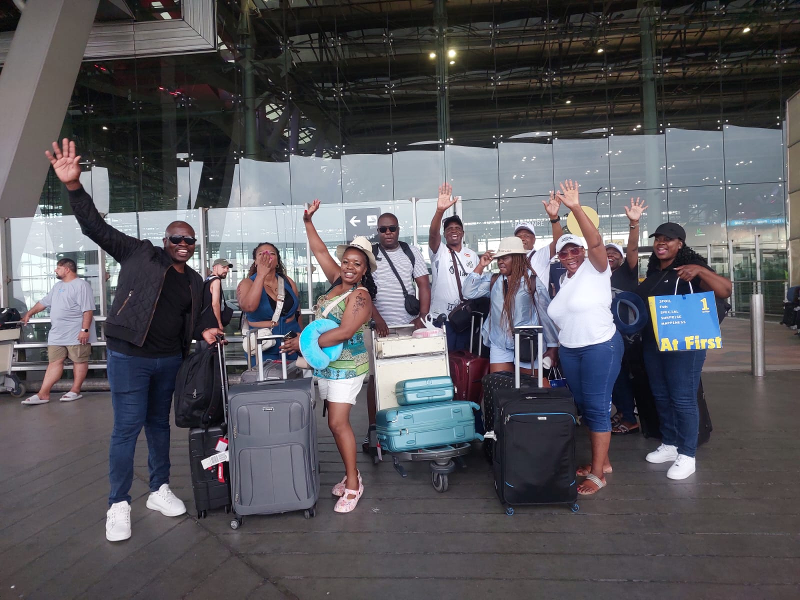 Luxury Van and Hyundai H1