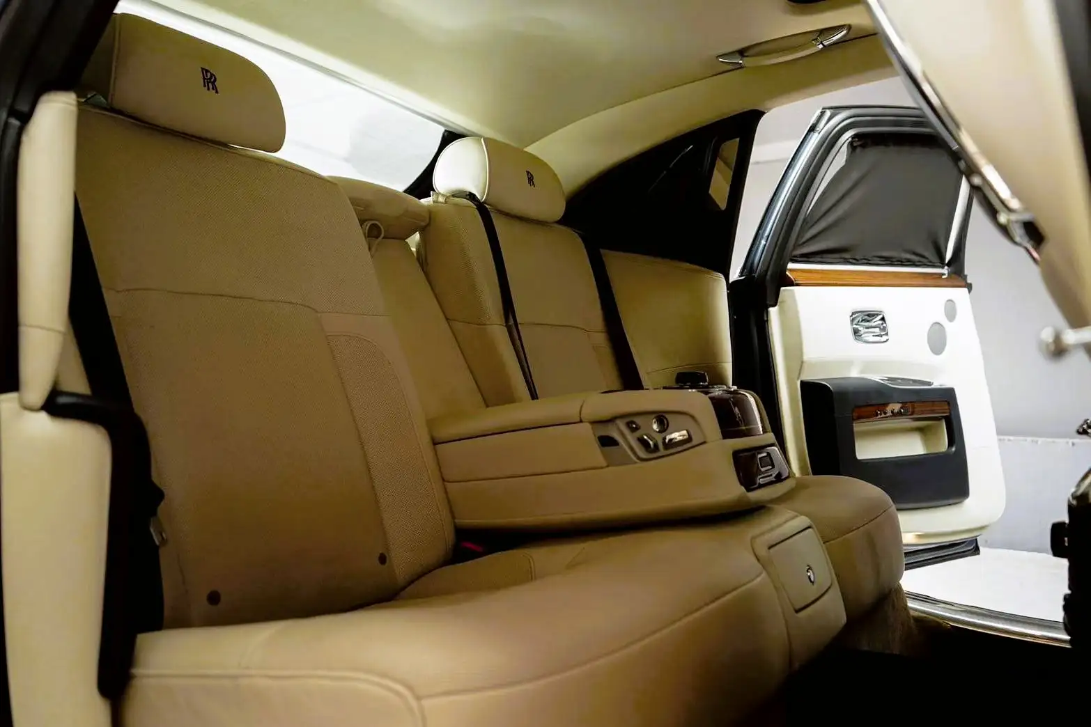 Ultra Luxury Car
