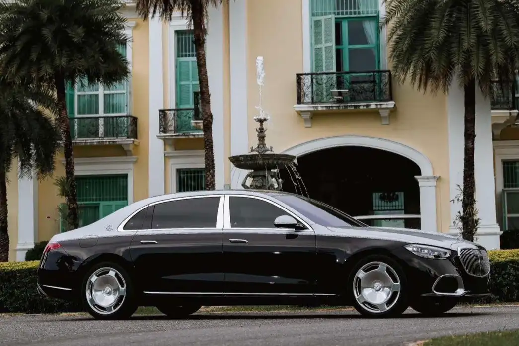 Ultra Luxury Car